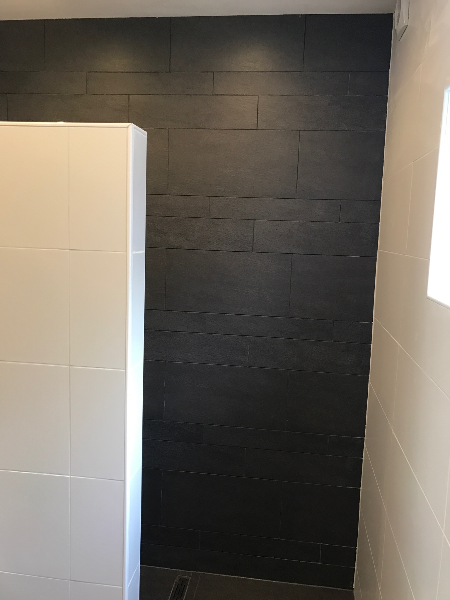 Badkamer met wasmachineaansluiting
